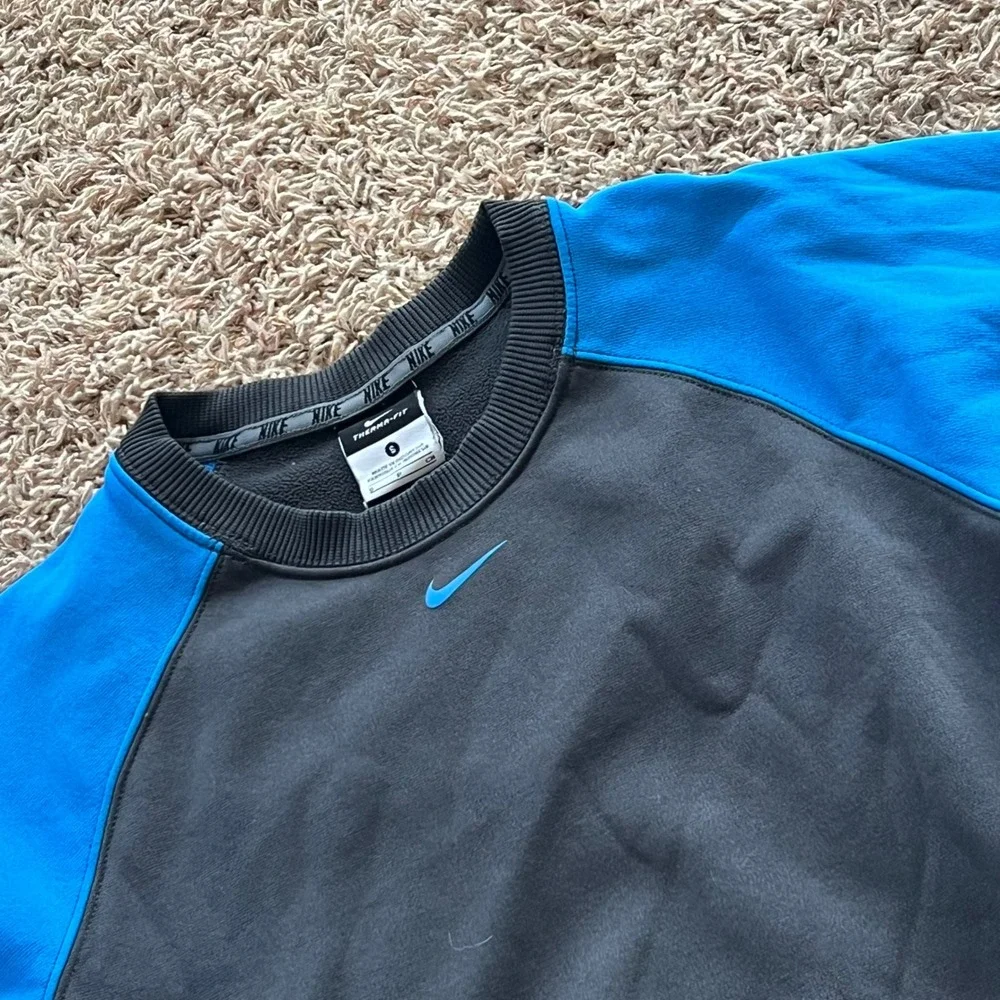 Nike Therma-FIT Crewneck Sweatshirt Grey Blue Raglan Training Pullover Small